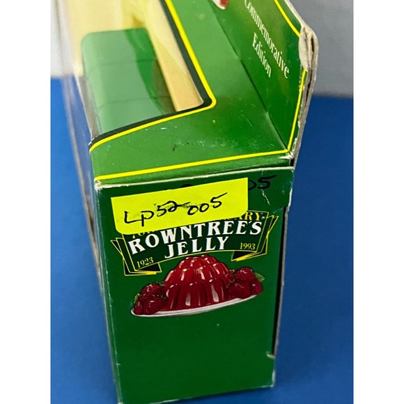 Vintage 1993 Lledo 70th anniversary Rowntrees Jelly 1930 Morris Diecast Van NIB - Picture 7 of 10